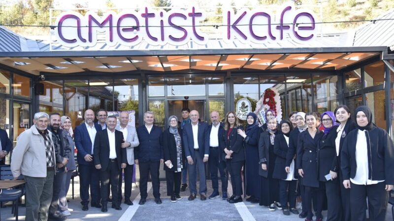 Etap Suçıktı ve Ametist Kafe yoğun bir katılımla hizmete açıldı.