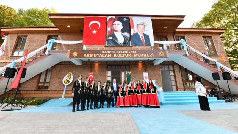 KARESİ BELEDİYESİ ARMUTALAN KÜLTÜR MERKEZİ AÇILDI