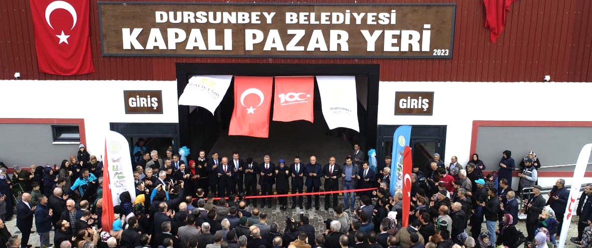 Dursunbey’de Modern Kapalı Pazar Yeri Açıldı