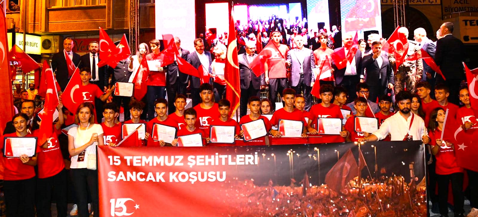 15 TEMMUZ DEMOKRASİ VE MİLLİ BİRLİK GÜNÜ