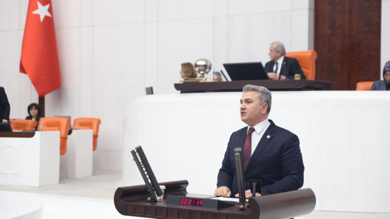 DR. MUSTAFA CANBEY’DEN 15 TEMMUZ MESAJI “15 TEMMUZ, ÜLKEMİZ İÇİN BİR DÖNÜM NOKTASIDIR”