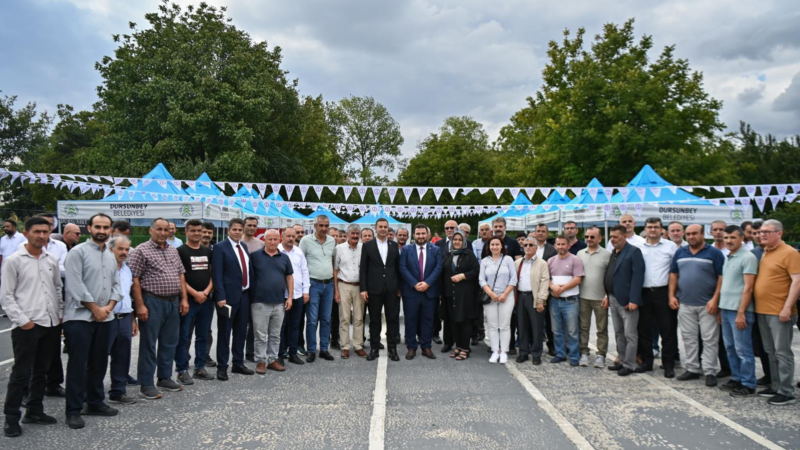 Başkan Akın, Dursunbeyli esnafın taleplerini dinledi