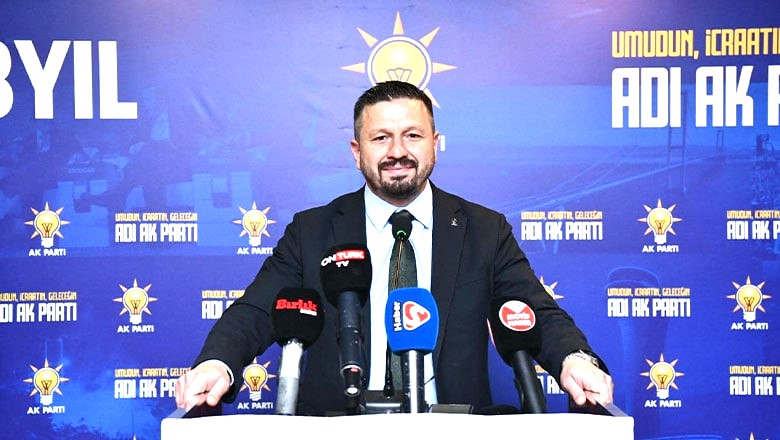 “AK Parti Balıkesir İl Başkanı Mehmet Aydemir’den Ahmet Akın’a Yanıt: Taşımalı Eğitim ve Okul Temizliği Konusunda Açıklama